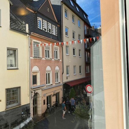 Ferienwohnung Zentral An Der Moselpromenade Zell Exterior foto