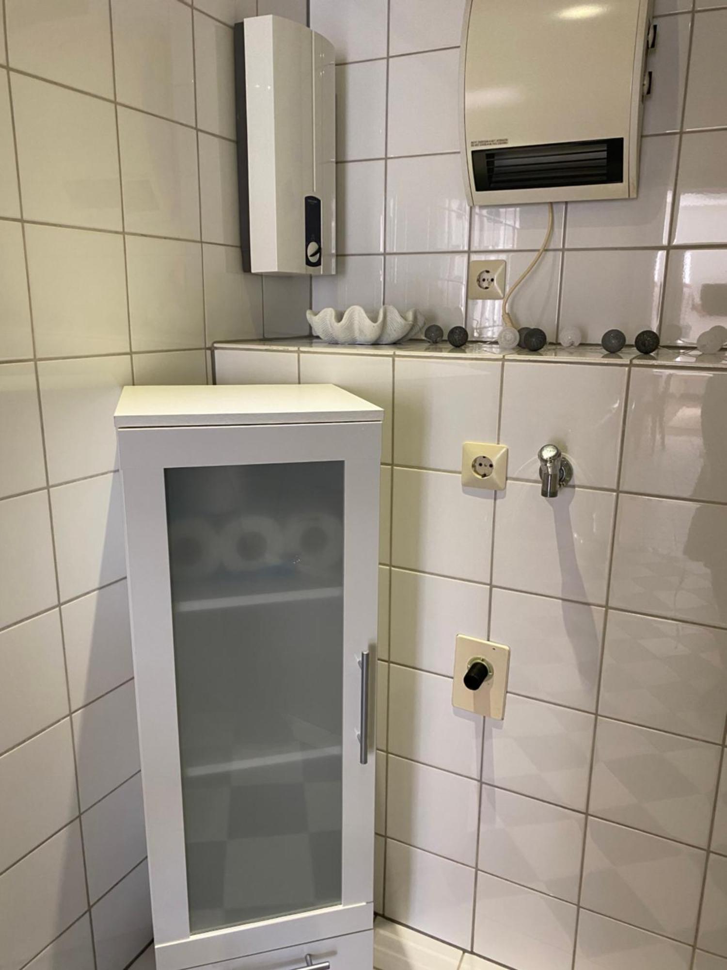 Ferienwohnung Zentral An Der Moselpromenade Zell Exterior foto