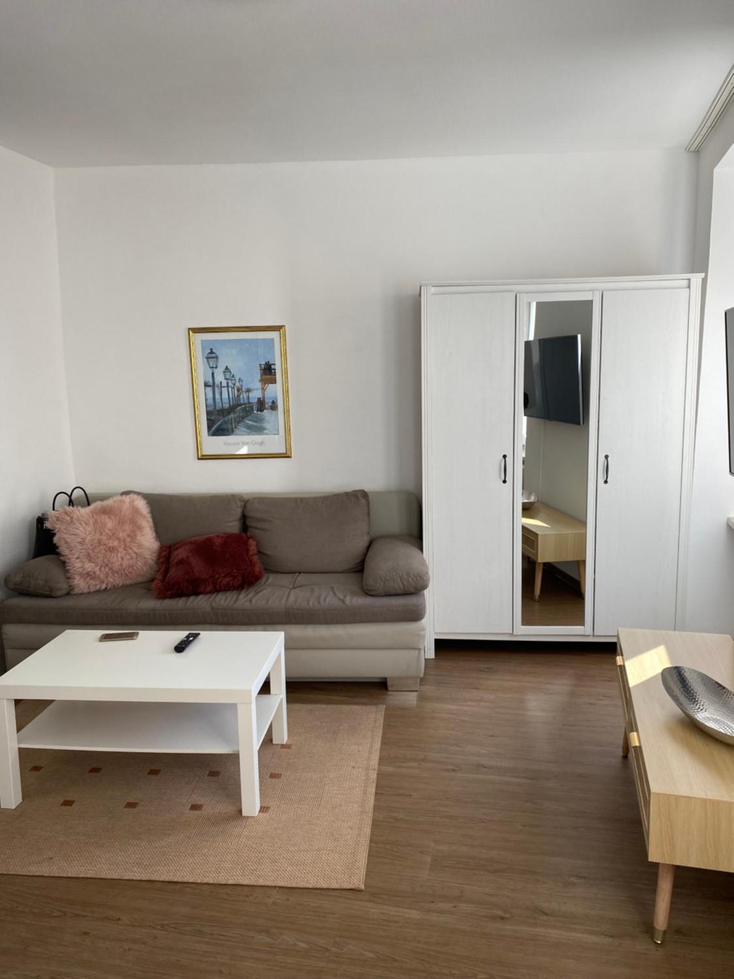 Ferienwohnung Zentral An Der Moselpromenade Zell Exterior foto