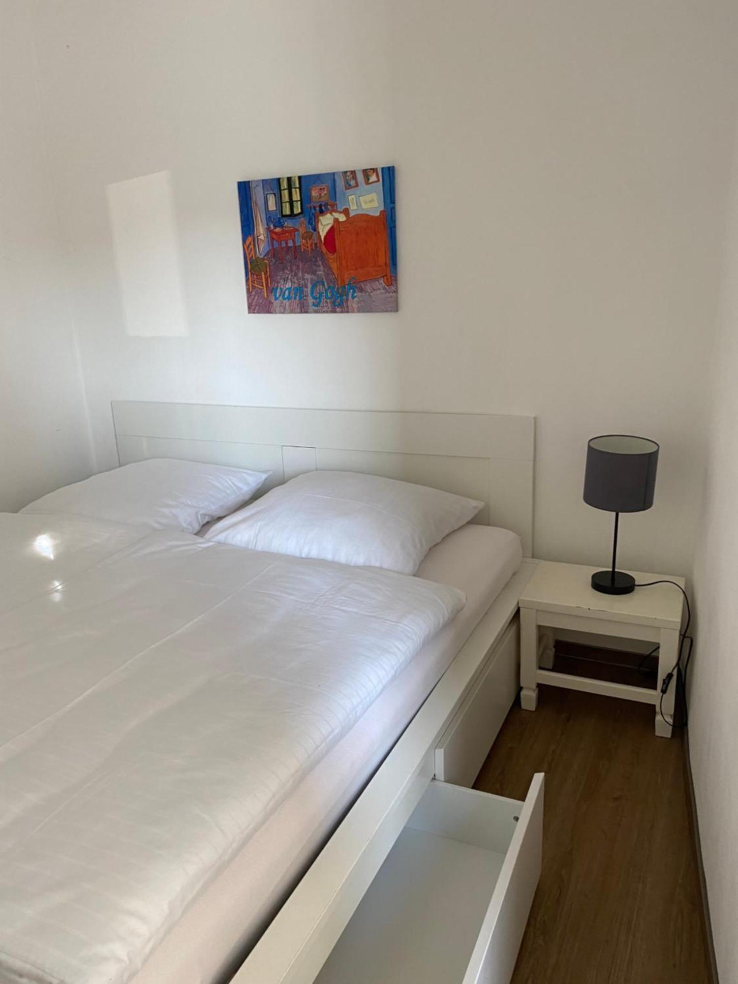 Ferienwohnung Zentral An Der Moselpromenade Zell Exterior foto